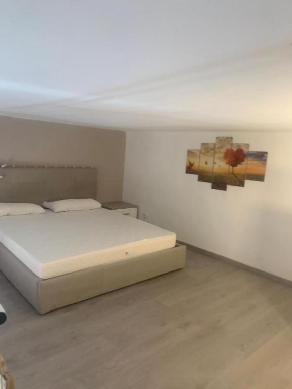 Odeon Apartment In Centro A Livorno Buitenkant foto